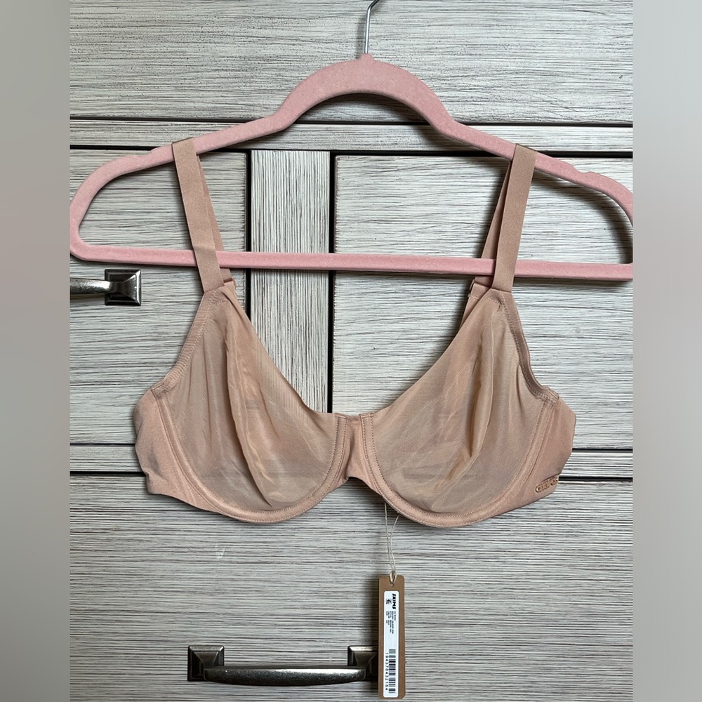 SKIMS 36C No Show sheer mesh Molded Unlined Demi Bra in color Mica